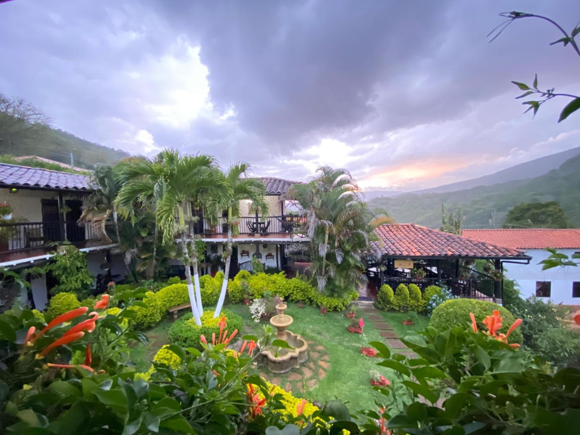 Hotel Campestre Casona Del Camino Real San Gil Exterior foto